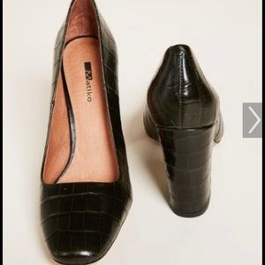 Matiko Marisa heel dark green croc ,40 new, nwot